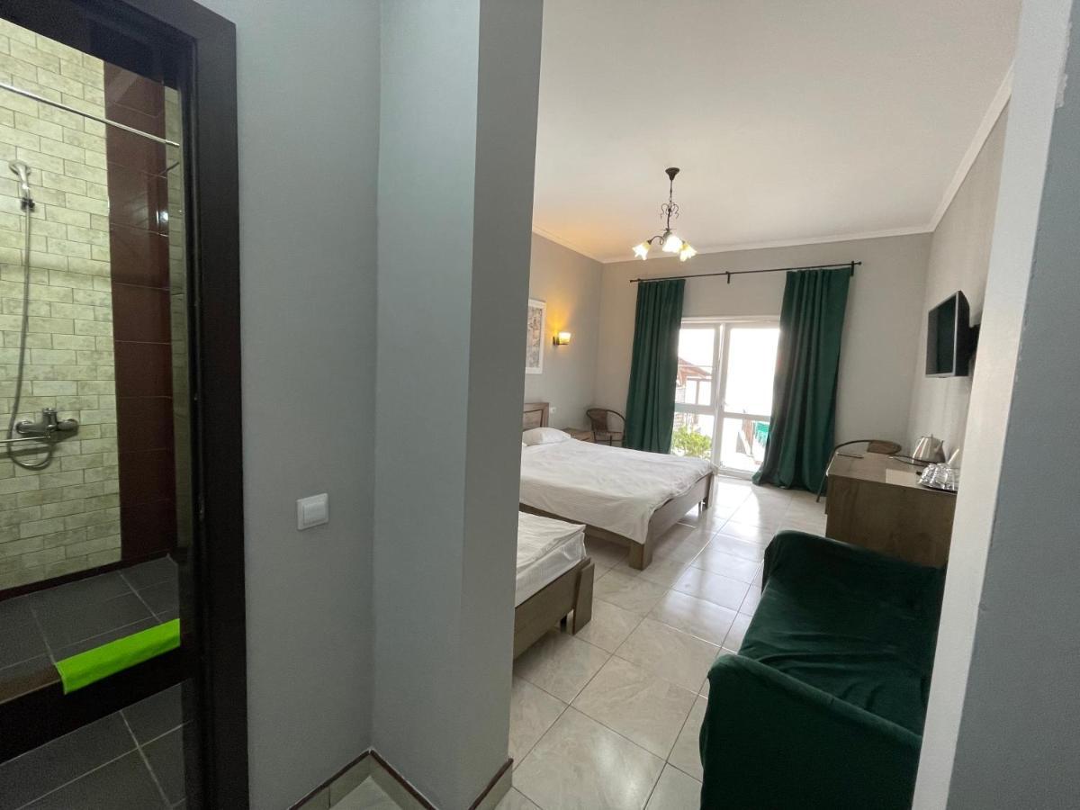 Astan Hotel Gagra Eksteriør billede